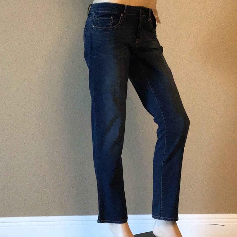 ROEBUCK & CO R1893 Mid-Rise Straight Leg Jeans
